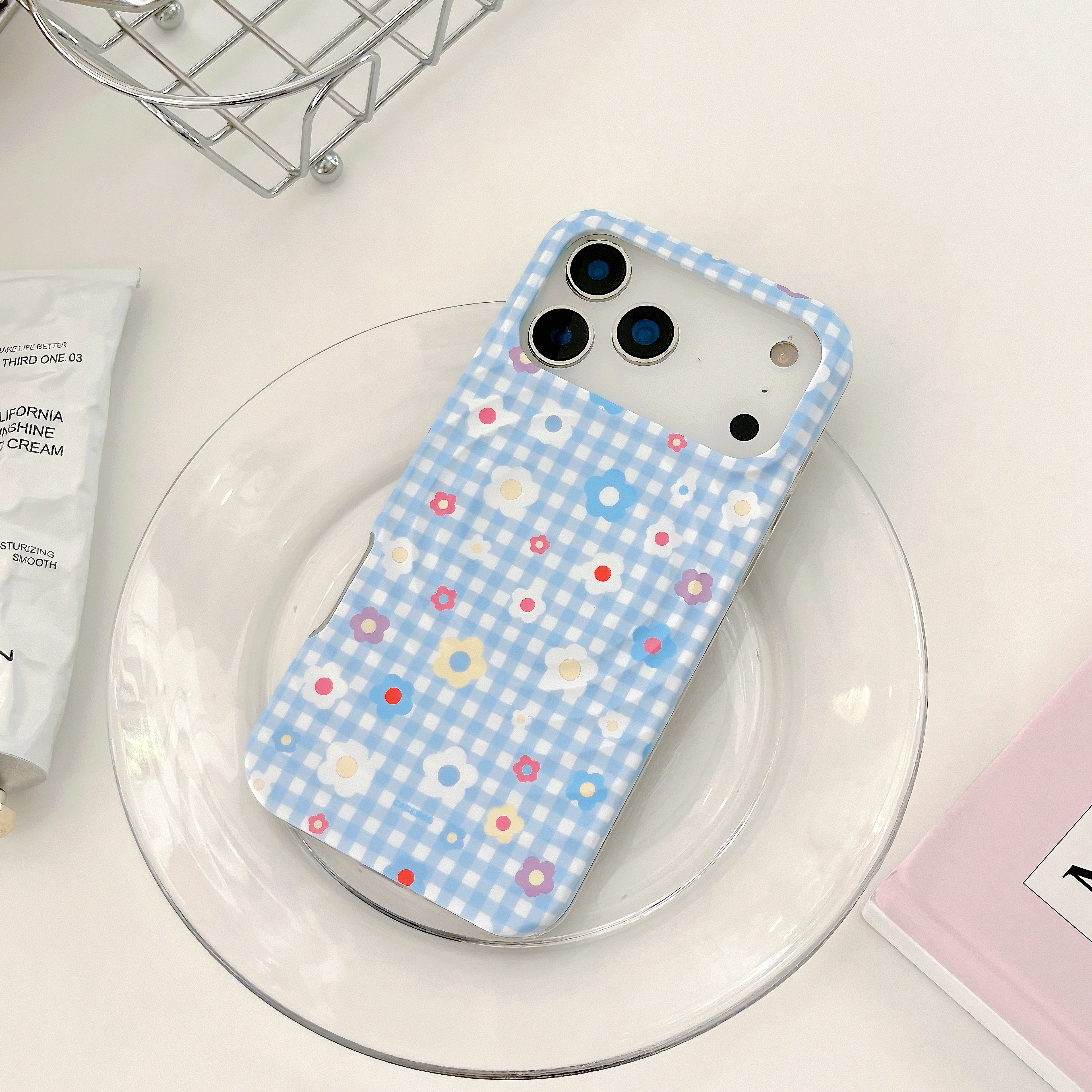 Floral Gingham & Sparkling Daisy Grip MagSafe Phone Case