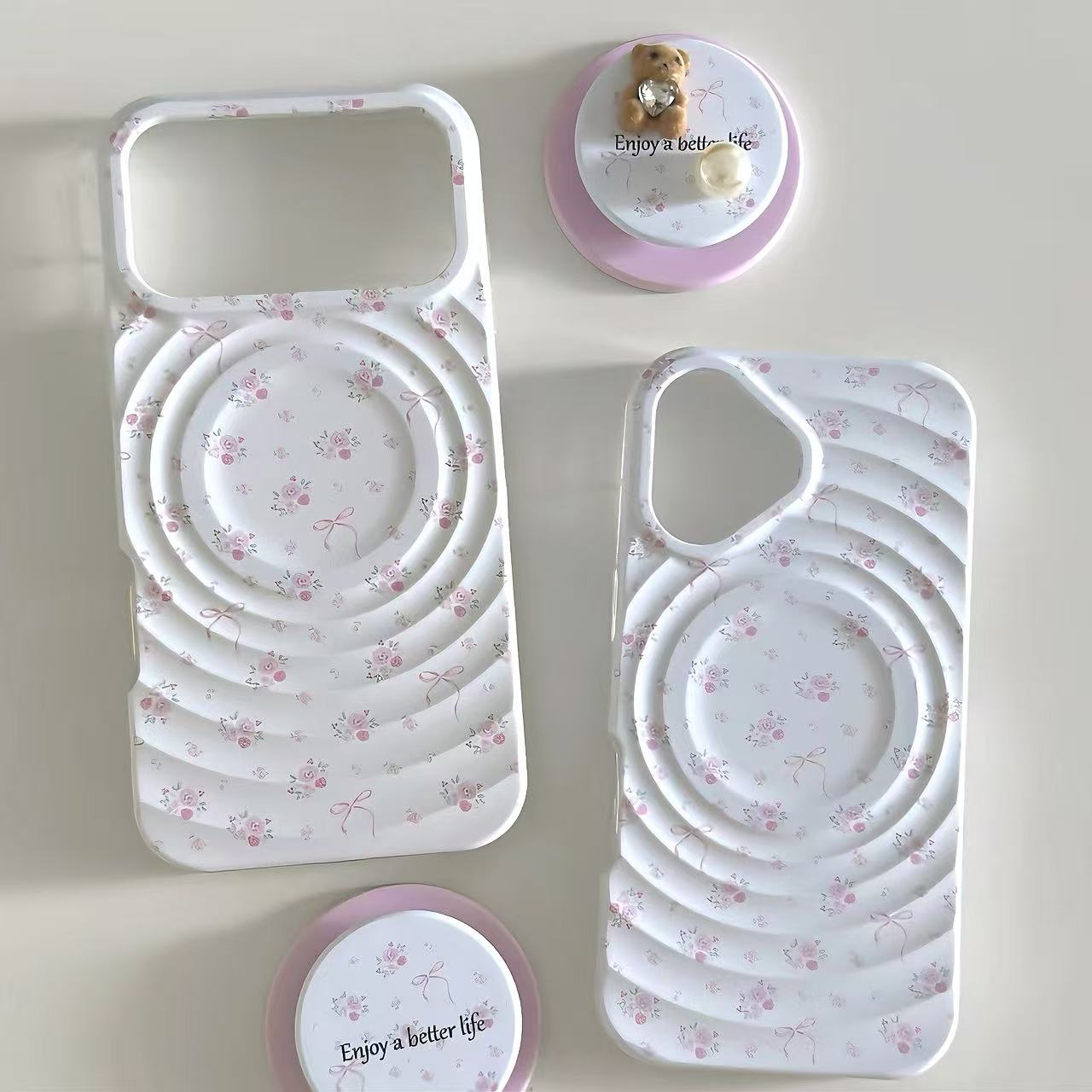 3D Ripple & Pearl Bear MagSafe Phone Case