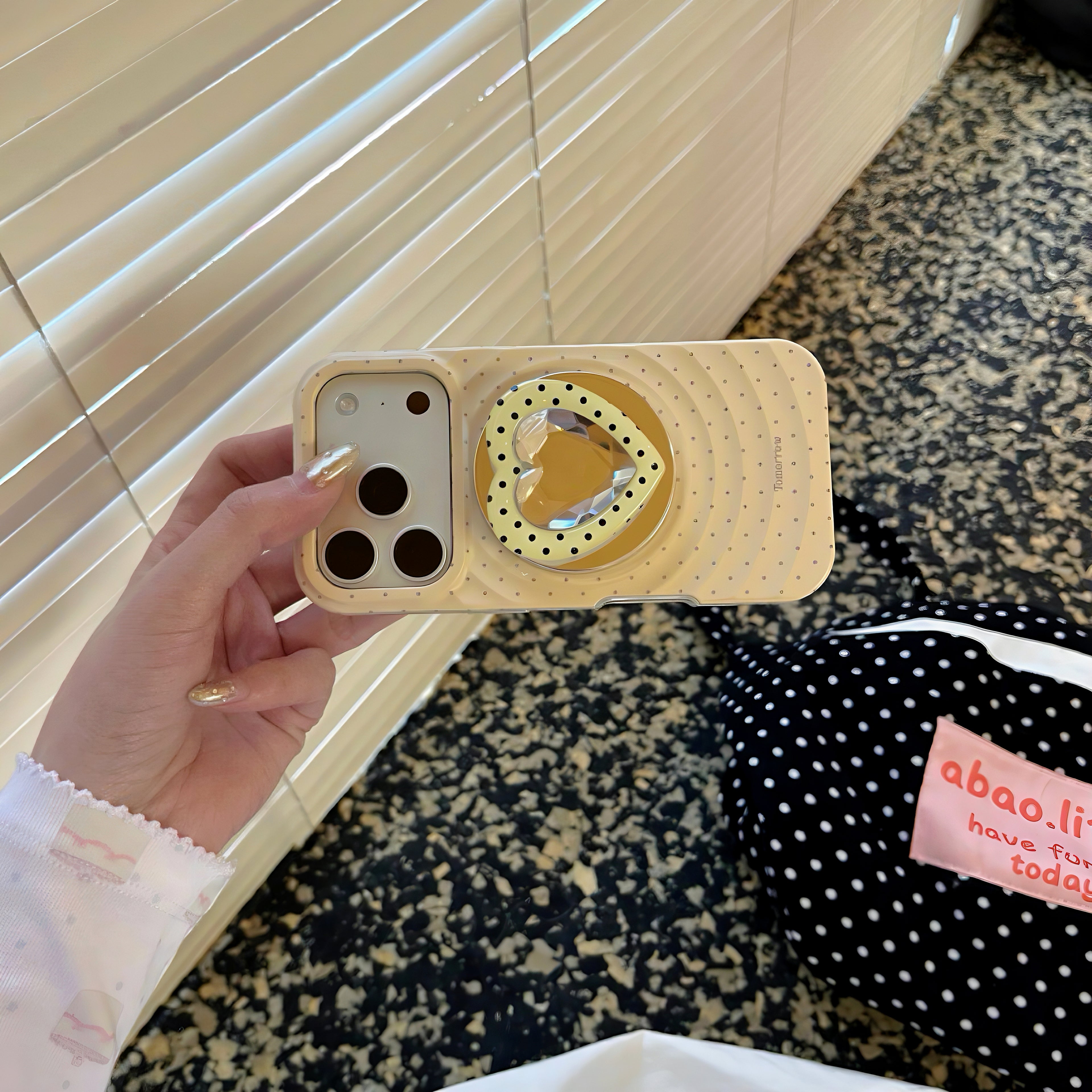 3D Ripple & Sparkling Diamond Heart MagSafe Phone Case